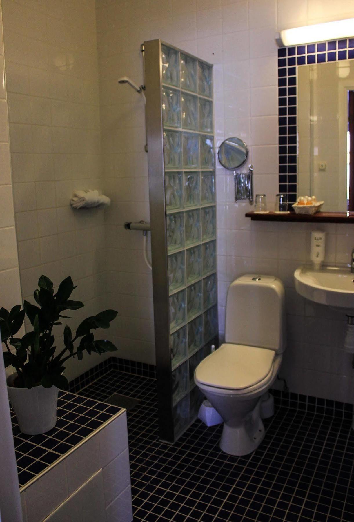 Strand Hotell Vänersborg Kültér fotó